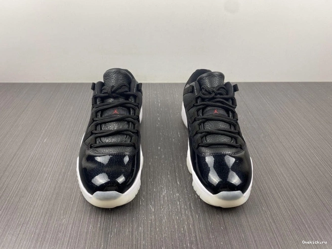 One Kick Jordan Low AV2187-001 Retro Air 72-10 11 0723